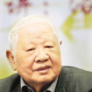 洛夫：世界缺乏美感 今天更需要诗