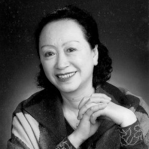 张抗抗：维权路上艰难抗争