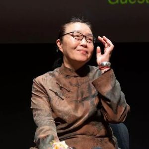 戴锦华：为了读懂一本好书，我们需要多读
